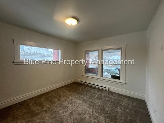 Photo - 1265 Canal Ave