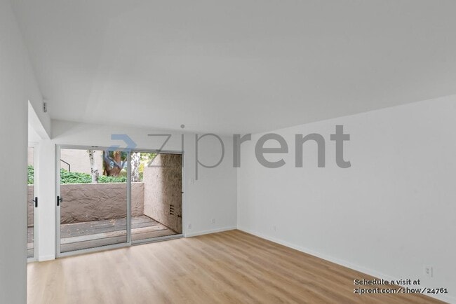 Photo - 675 Sharon Park Dr