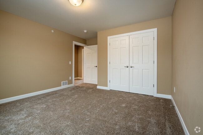 3BR, 2BA - 1550SF