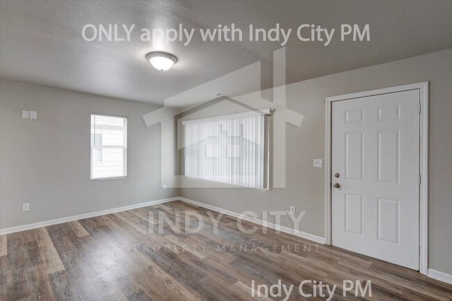 Photo - 525 S Vine St