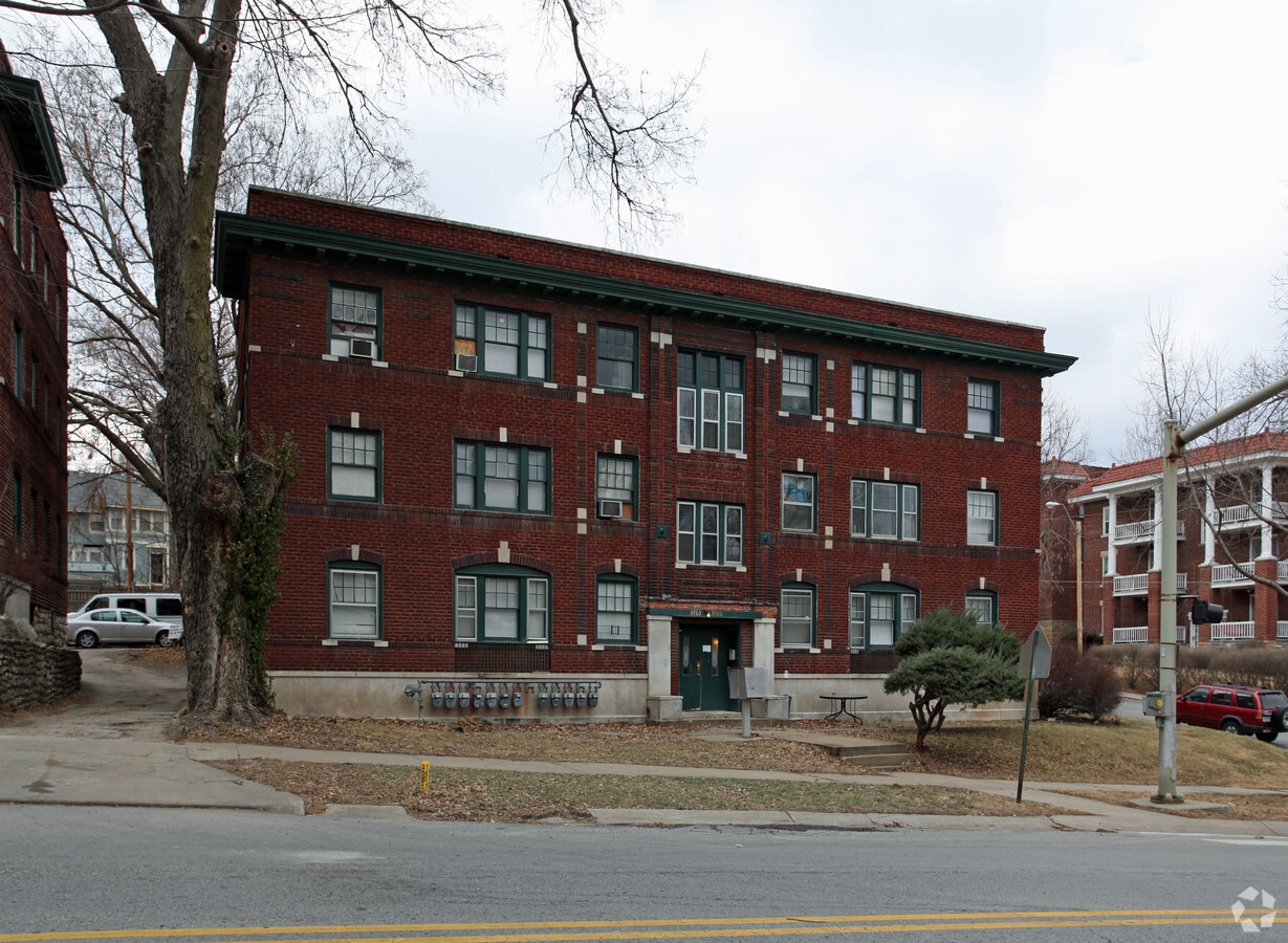 Photo - 3700 Wyoming St