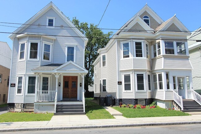 Photo - 907 State St Unit #907
