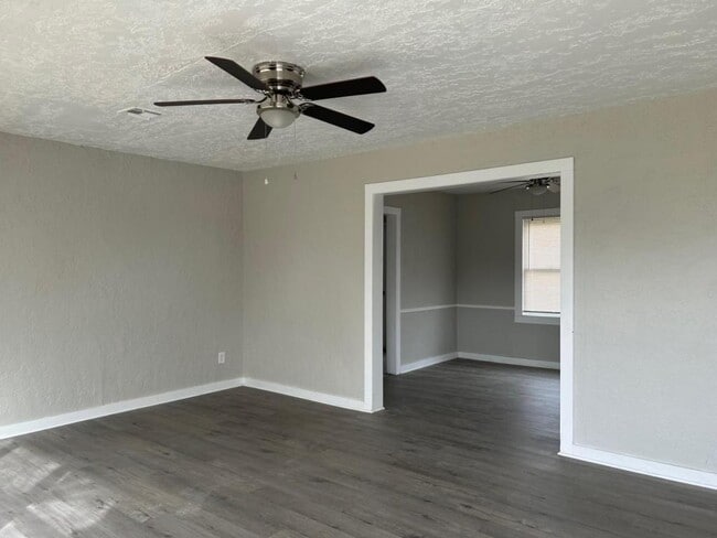 Photo - 1907 NW Euclid Ave