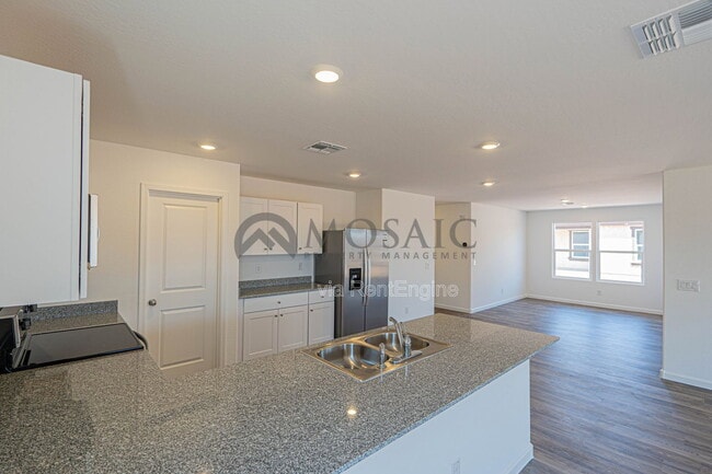 Photo - 1445 Jaycie Dr