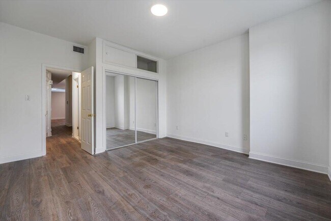 Photo - 157 14th St Unit 5L