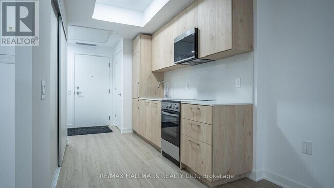 Photo - 7439 Kingston Rd Unit 219A