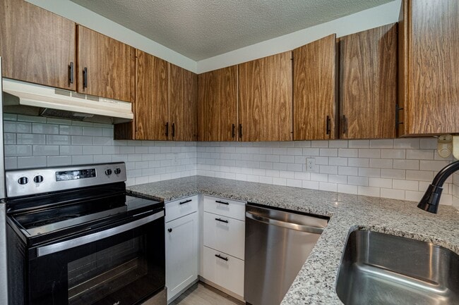 Photo - 2845 Dayton Blvd Unit 5