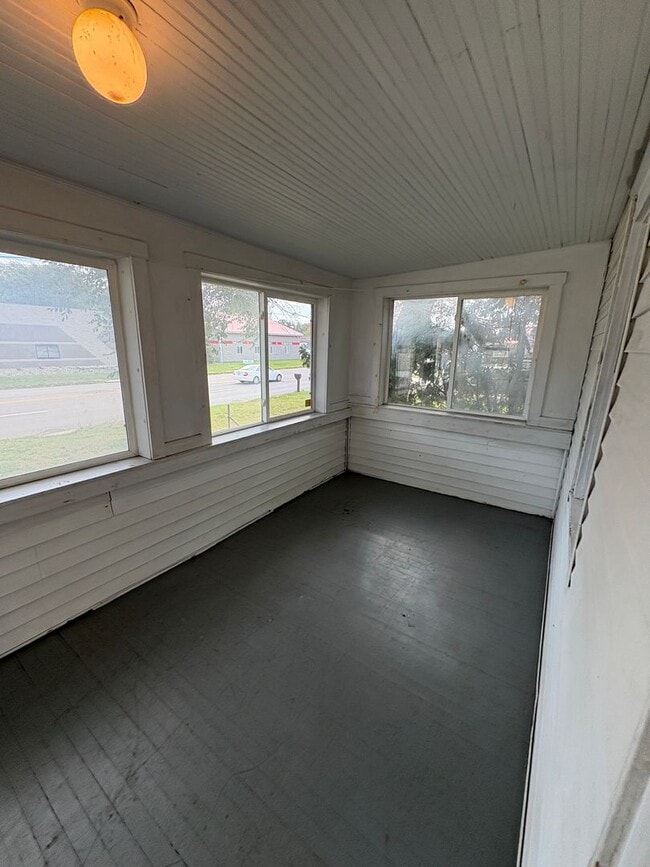 Photo - Charming 2-Bed, 1-Bath Single-Family Home ...