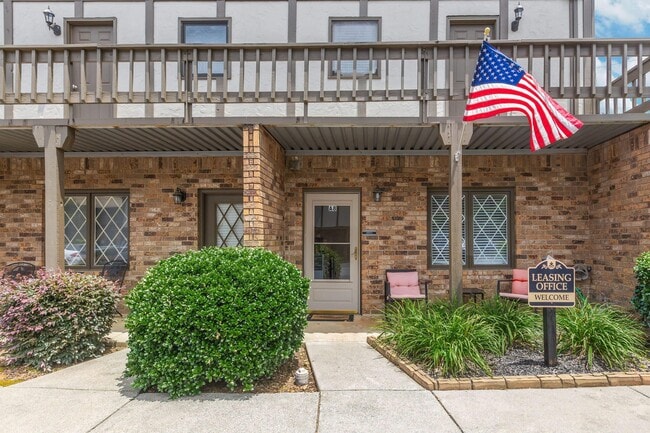 Welcome to Guest House, where comfort meets community. Enjoy attractive brick exteriors, well-maintained pathways, and inviting outdoor spaces. Your ideal living experience awaits. Schedule a tour today and see why Guest House is the perfect place to call home!