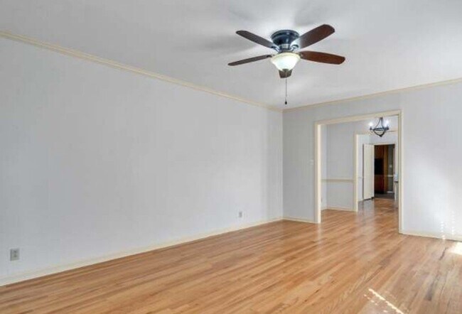 Photo - 780 Captain Kell Dr