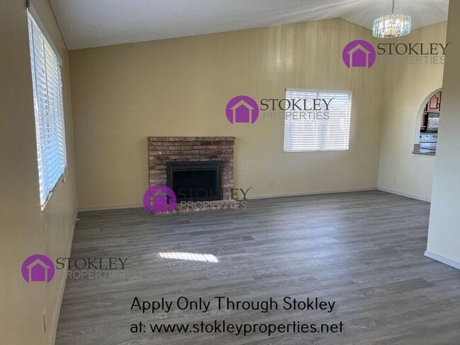 Photo - 1784 W Cypress Rd