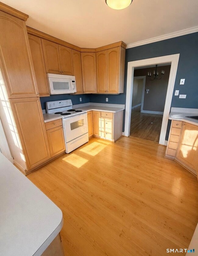 Photo - 75 Lancaster Rd