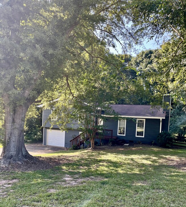 Building Photo - 520 Freestone Dr Rental