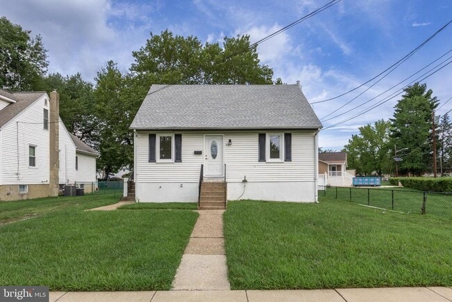 Building Photo - 318 Essex Ave Rental