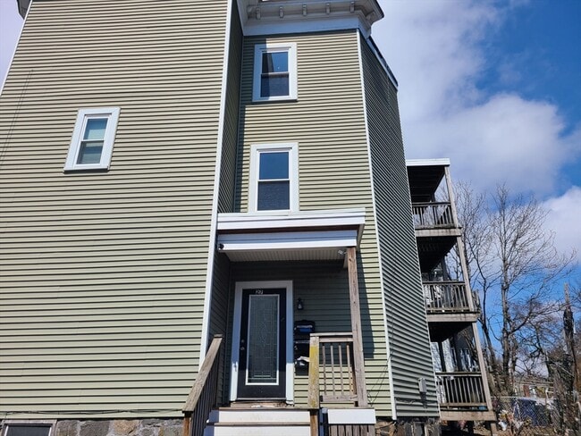 Photo - 27 Buttonwood St Unit 3