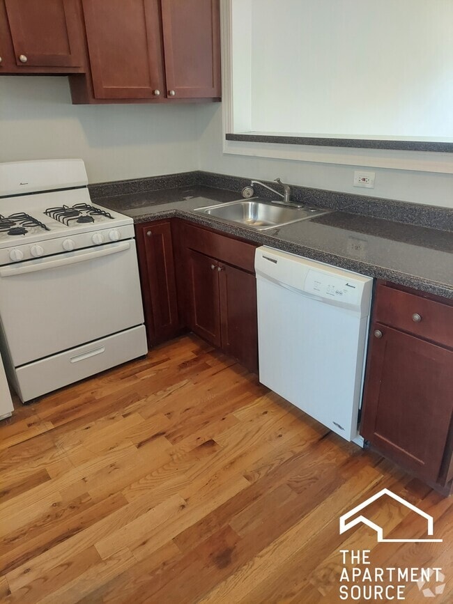 Building Photo - 4419 N Wolcott Ave Rental