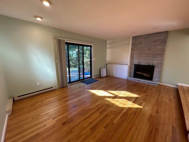 Photo - 41 Town House Ln