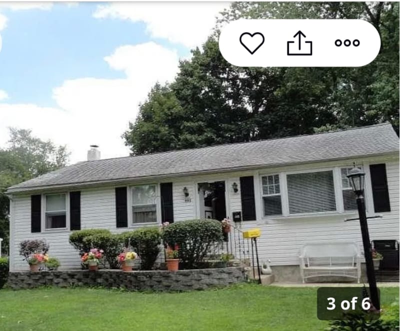 Photo - 993 Baxter Ave