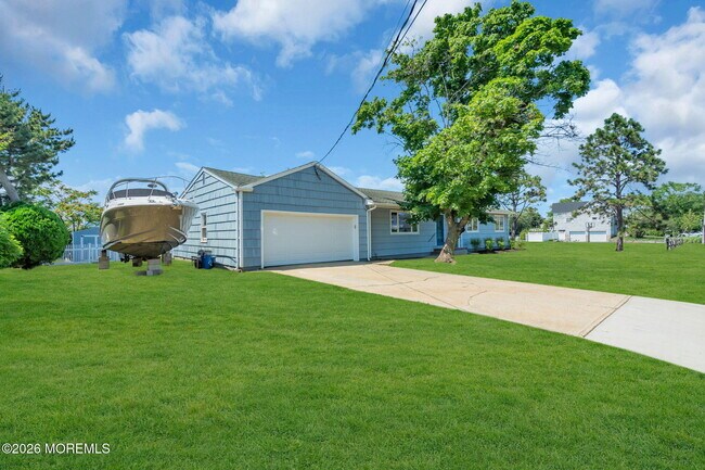 Photo - 10 Harbour Way