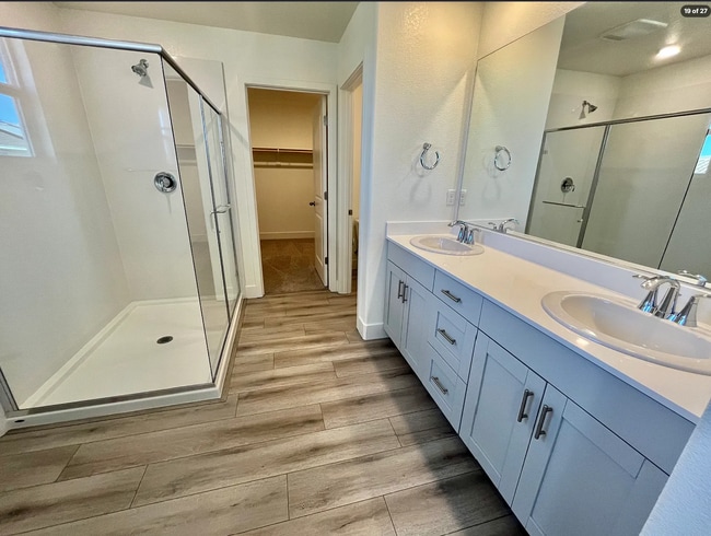 16297 Malibu Dr
