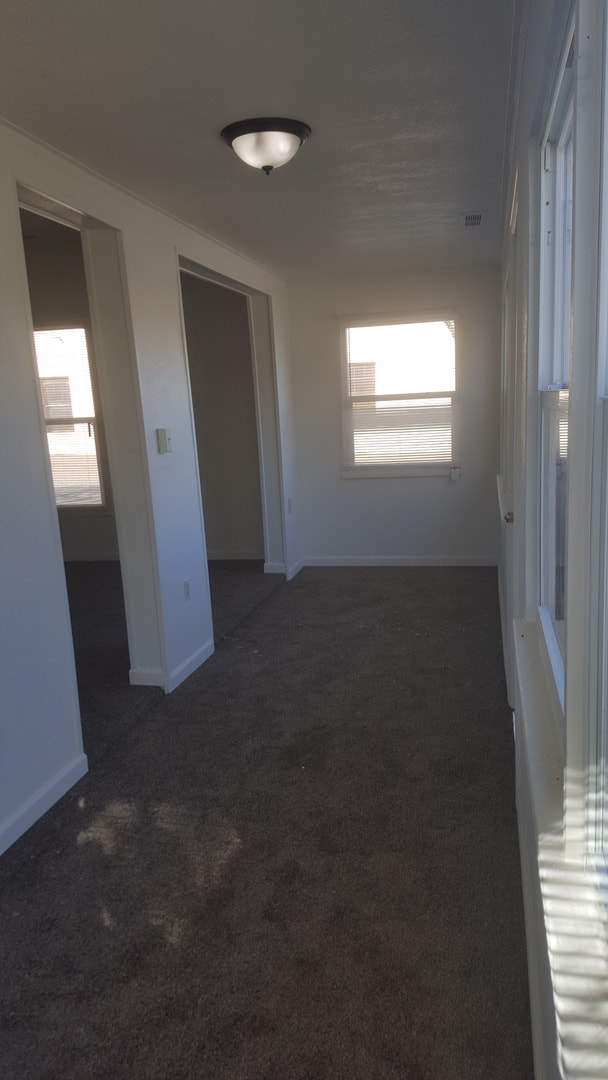 Photo - 3+ bedroom 1 bathroom