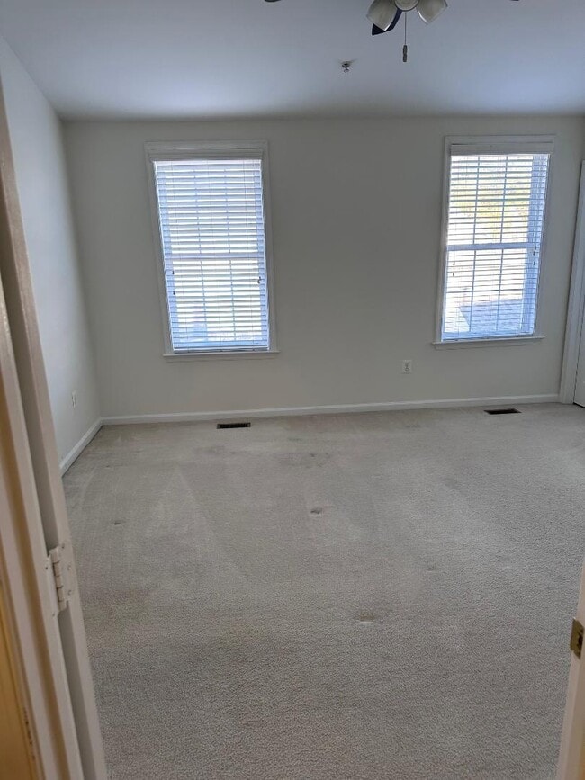 Photo - 2624 Island Grove Blvd