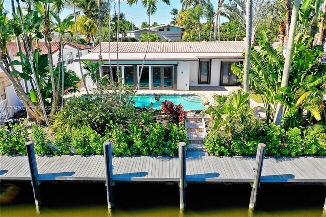 Photo - 1704 SW 5th Ct