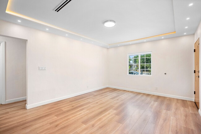 Photo - 13700 Branford St