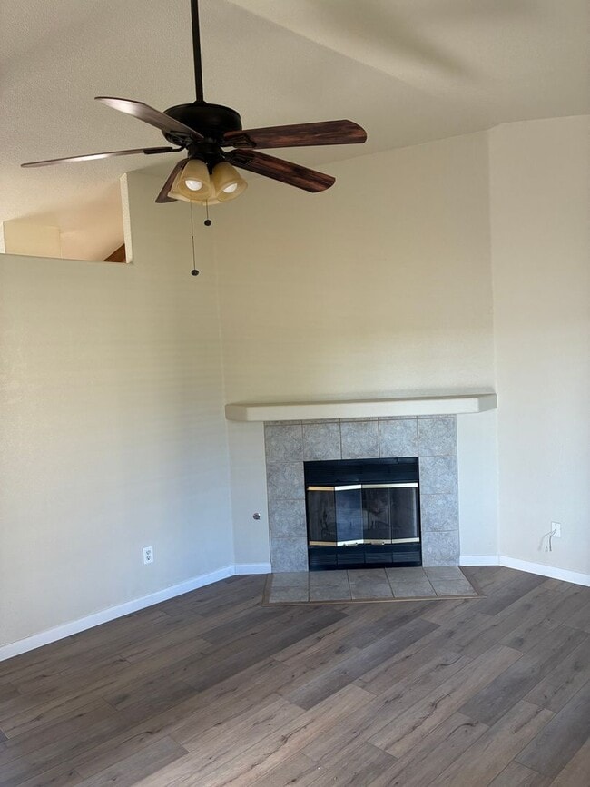 Photo - 3 Bedroom 2 Bath Home