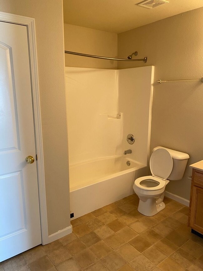 Photo - Beautiful one bedroom with a balcony! Unit P205