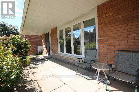 Photo - 73 Fred Varley Dr