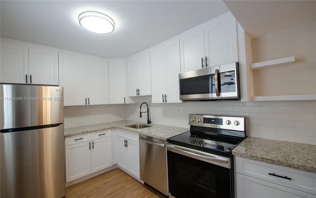Photo - 8281 SW 128th St Unit 204-1