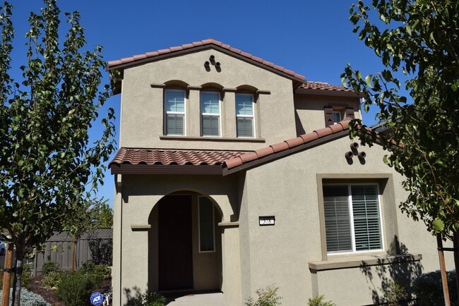 Photo - 378 W Abbey Ln