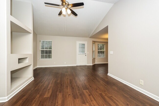 Photo - 247 Bill Stewart Blvd