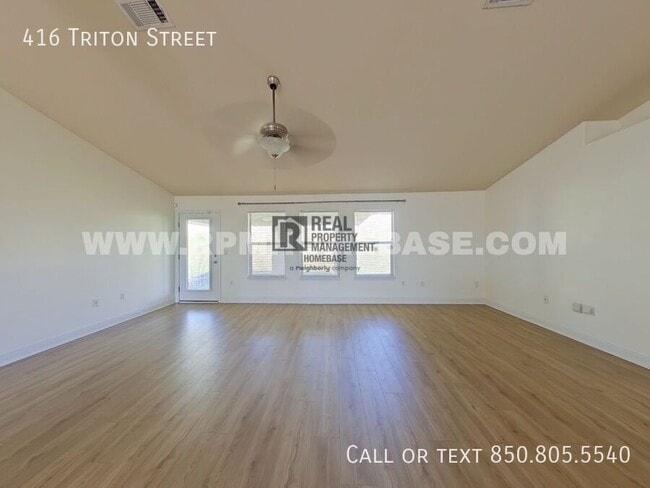 Photo - 416 Triton St