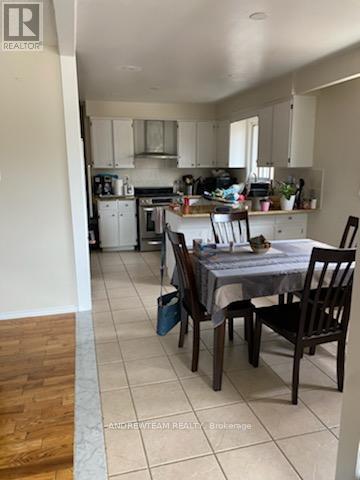 Photo - 4238 Greybrook Crescent