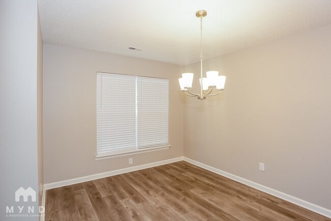 Photo - 2066 Chapel Creek Rd