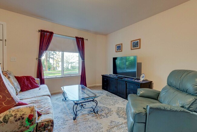 Photo - 295 W Rhodena Dr Unit Basement Apartment