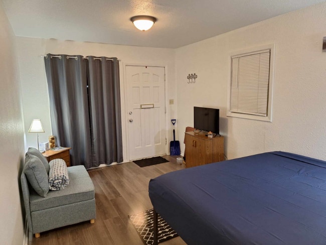 Photo - 3204-3216 Busch St Apartment Unit 3208