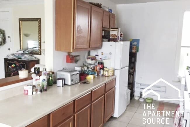 Photo - 918 Green Bay Rd Unit 2L