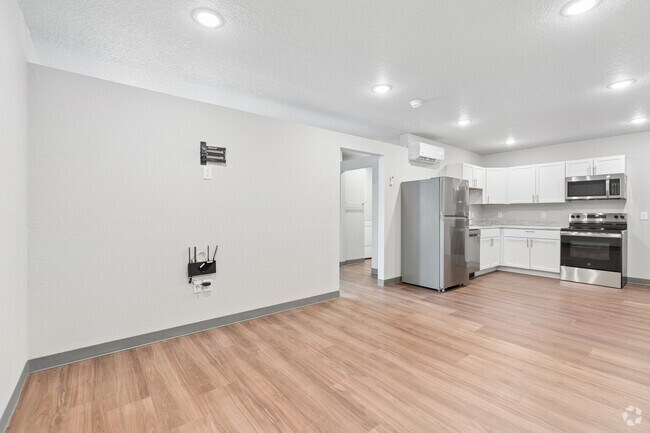 1BR, 1BA - 650SF - Living Room - Graystone Flats