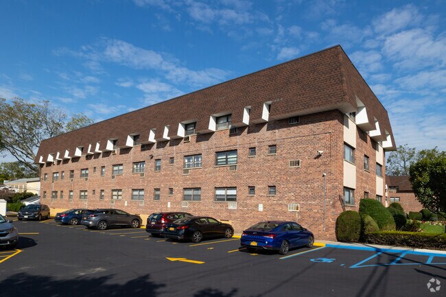 Photo - Elizabeth Gardens Corp.