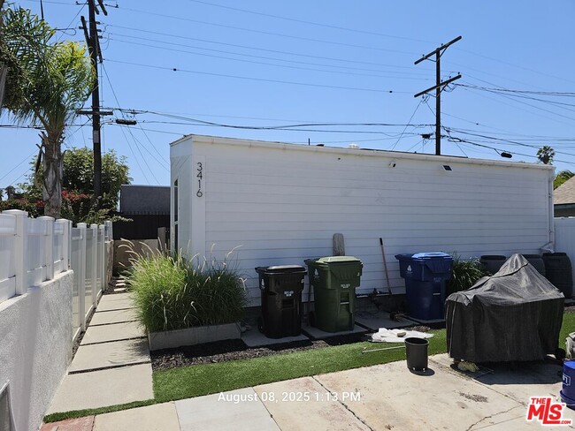 Photo - 3416 W 74th St