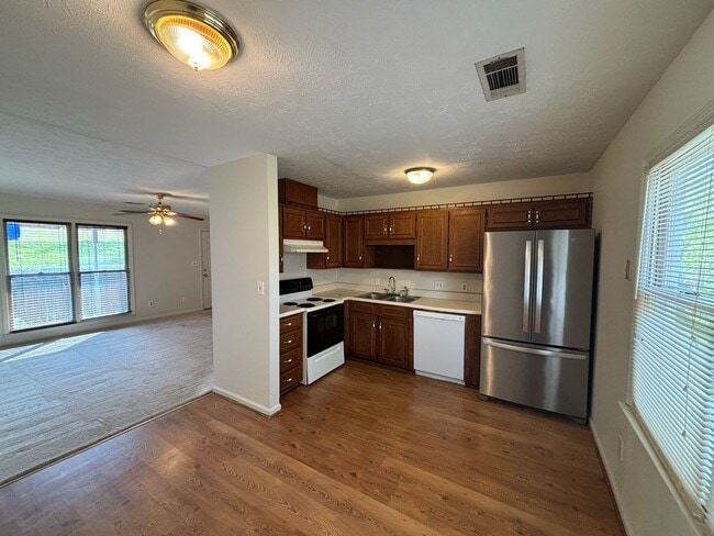 Photo - Charming 3BR Home in Columbus – Pet Friendly & Move-In Ready!