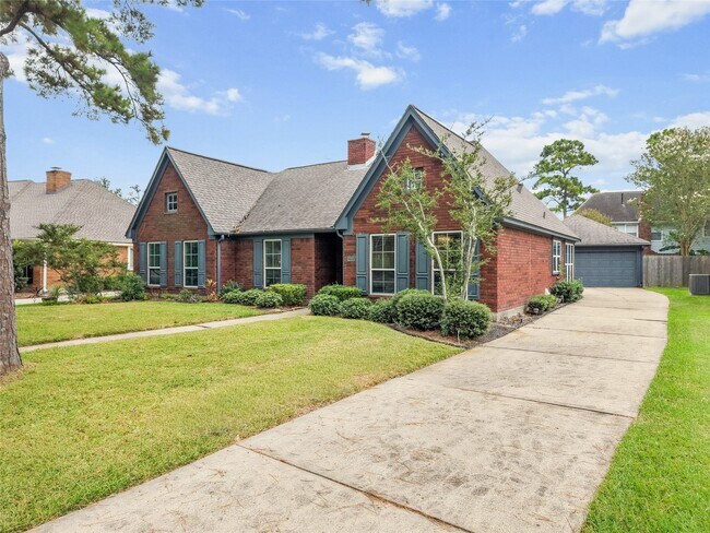 2105 Murfield Dr