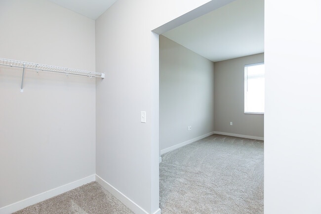 Penthouse Unit - The Dexter