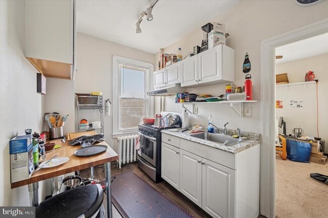 Building Photo - 120 Walnut Ave Unit 2