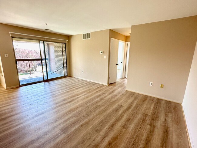 Photo - Spacious one bedroom condo located in the summer ridge community! Unit 303