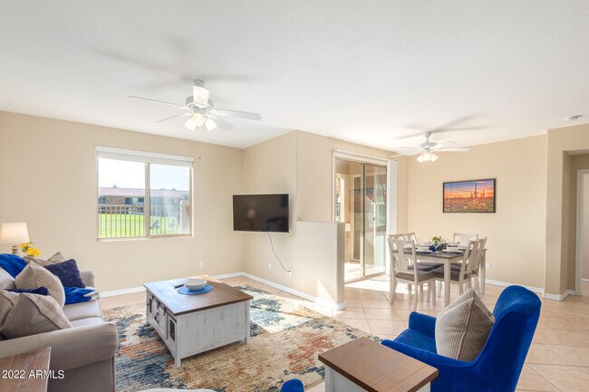 Photo - 1335 E June St Unit 106