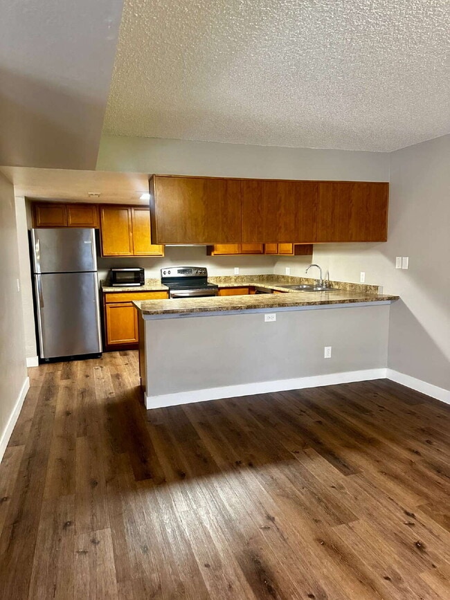 Photo - *****MOVE IN SPECIAL *****Receive $500 OFF... Unit 101
